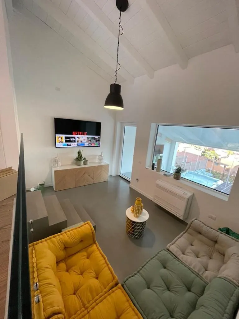 Justsea Villa Monte Nai 0*,  İtalya
